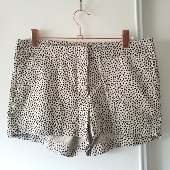 H&M Pants - H&M, Black & White, Polka Dot Print Shorts. Size 8.